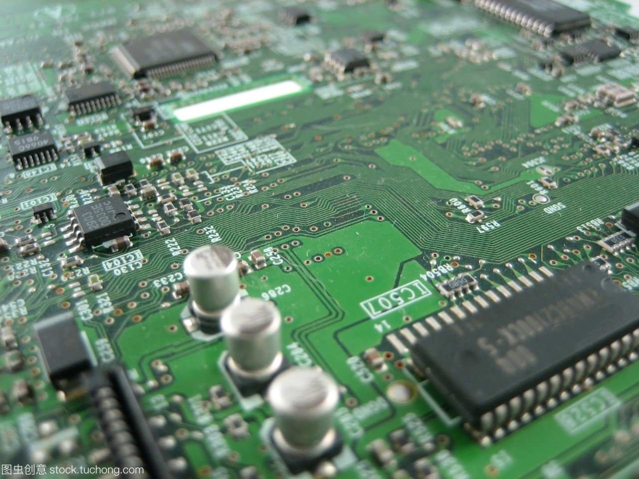 芯片,資料,集成電路,創(chuàng)作,通信,創(chuàng)意,創(chuàng)造,制造,發(fā)展,制造業(yè),局部,微電子學(xué),技術(shù),打掃,干凈,電,科技,清潔,計(jì)算機(jī),收音機(jī),研究員,電容器,電視,電阻,科研人員,信息,消費(fèi)者,研究人員,無(wú)線(xiàn)電通信,電腦,清掃,研究